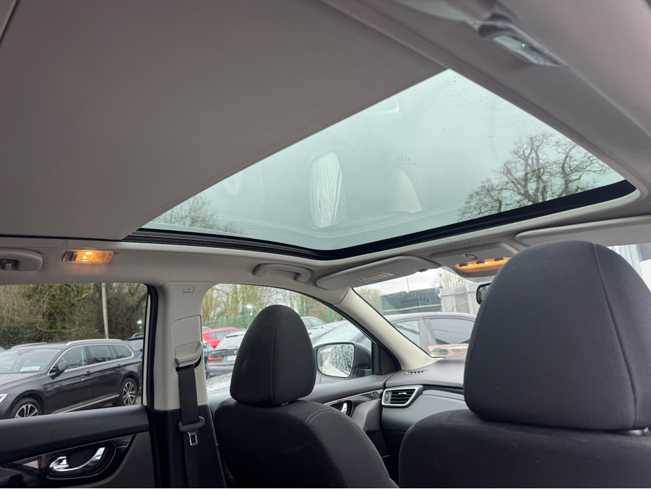 2018 Nissan Qashqai 1.5 SV SP 18 4DR sunroof €12,950