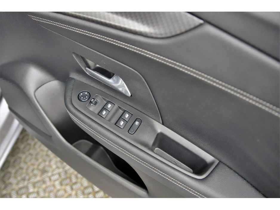 2022 Opel Mokka *CASH PRICE* 1.2 SRI 6SPD *REVERSE CAM*CARPLAY*ANDROID AUTO* €21,890