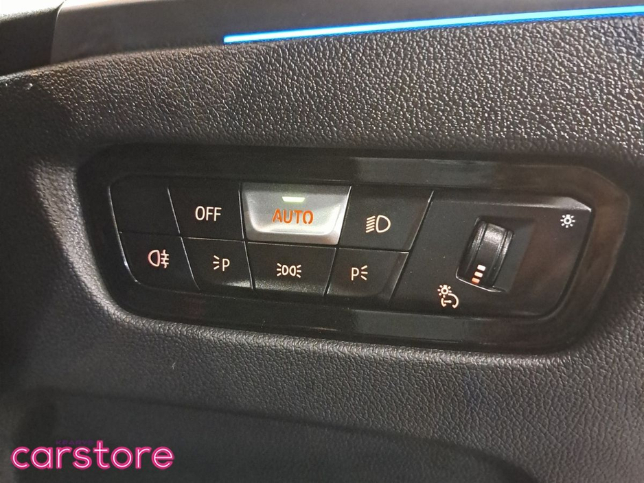 2022 BMW i4 - image 21