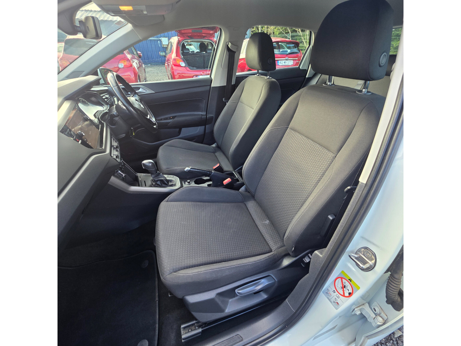 2020 Volkswagen Polo - image 18