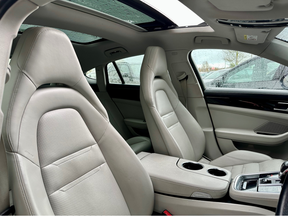 2017 Porsche Panamera 3.0 S E-HYBRID TIP 5DR 3.5