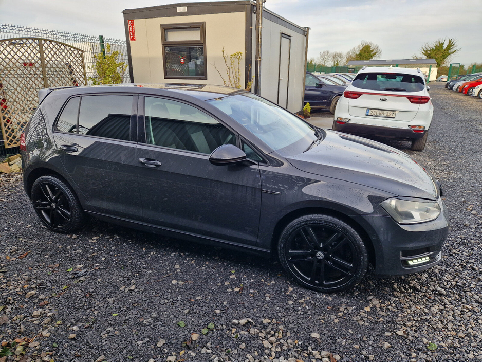 2013 Volkswagen Golf 1.6 TDI 105BHP BLUEMOTION €8,950