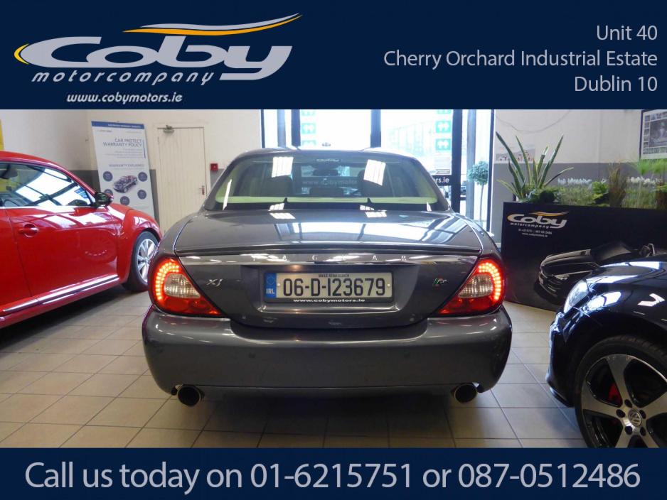 2006 Jaguar XJR 4.2 SUPERCHARGED V8 4DR AUTO 405 BHP. Stunning car with 2 Keys, Heated Seats, MFSW, SAT NAV, Dual Climate Control, Leather Seats, Interior Wood Finish, and Much Much More. €24,950