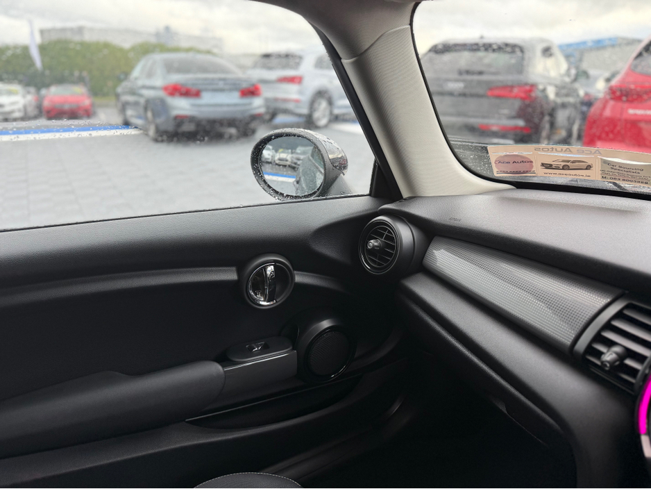 2018 MINI Cooper 1.5 PETROL - MANUAL - 12M WARRANTY - CAR:  1668 €12,950