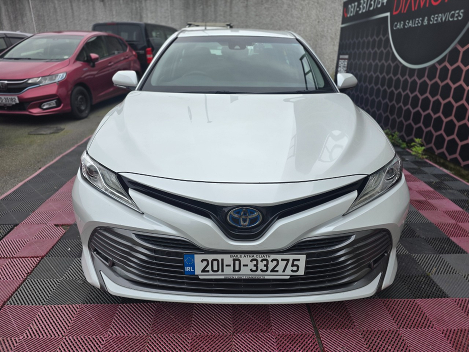2020 Toyota Camry - image 2