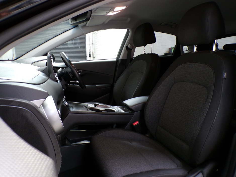 2022 Hyundai Kona 2022*ONLY 26,000 MILES*64KWH HYUNDAI KONA PREMIUM EV*484KM RANGE*FULL HYUNDAI SERVICE HISTORY*GRADED A BATTERY HEALTH WITH REPORTS*PREMIUM PACK*2 CHARGER*1 OWNER*FANTASTIC CONDITION SPEC Bluetooth,App €21,900