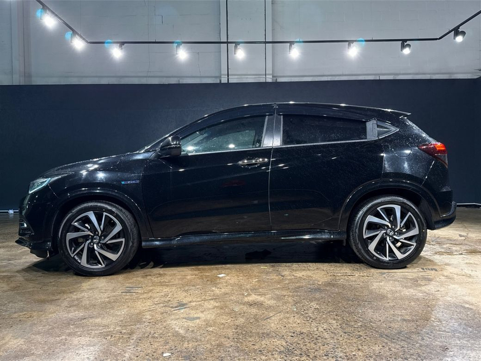 2021 Honda Vezel 1.5 HYBRID - RS EDITION - BLACK HALF LEATHER - PADDLE SHIFT - CRUISE CONTROL - FACTORY ALLOYS - €25,950