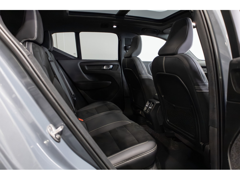 2023 Volvo XC40 BEV 231hp Ultimate €31,950