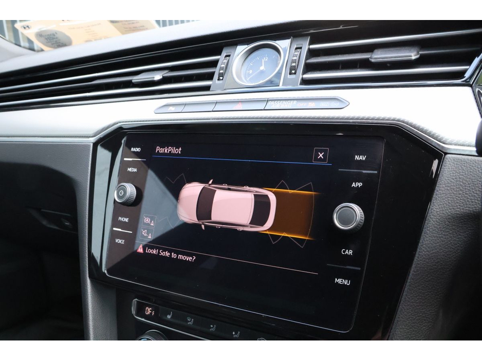 2018 Volkswagen Arteon - image 20