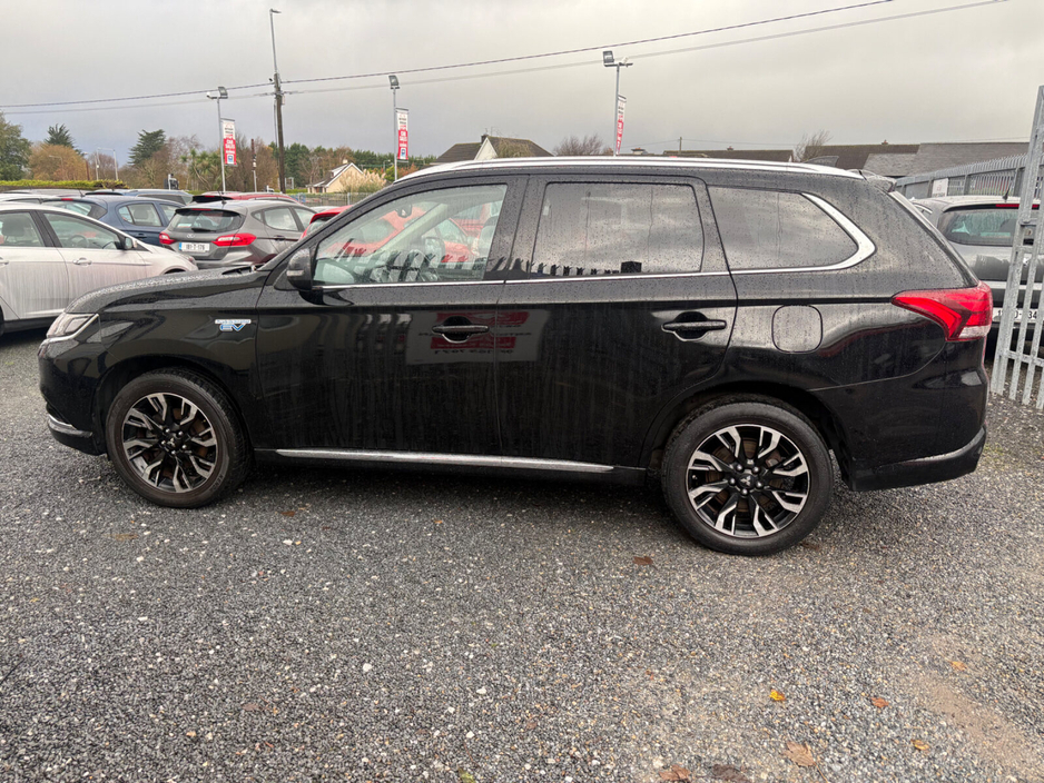 2016 Mitsubishi Outlander PHEV 2.0L MIVEC 4WD 5-Seater Instyle €12,995