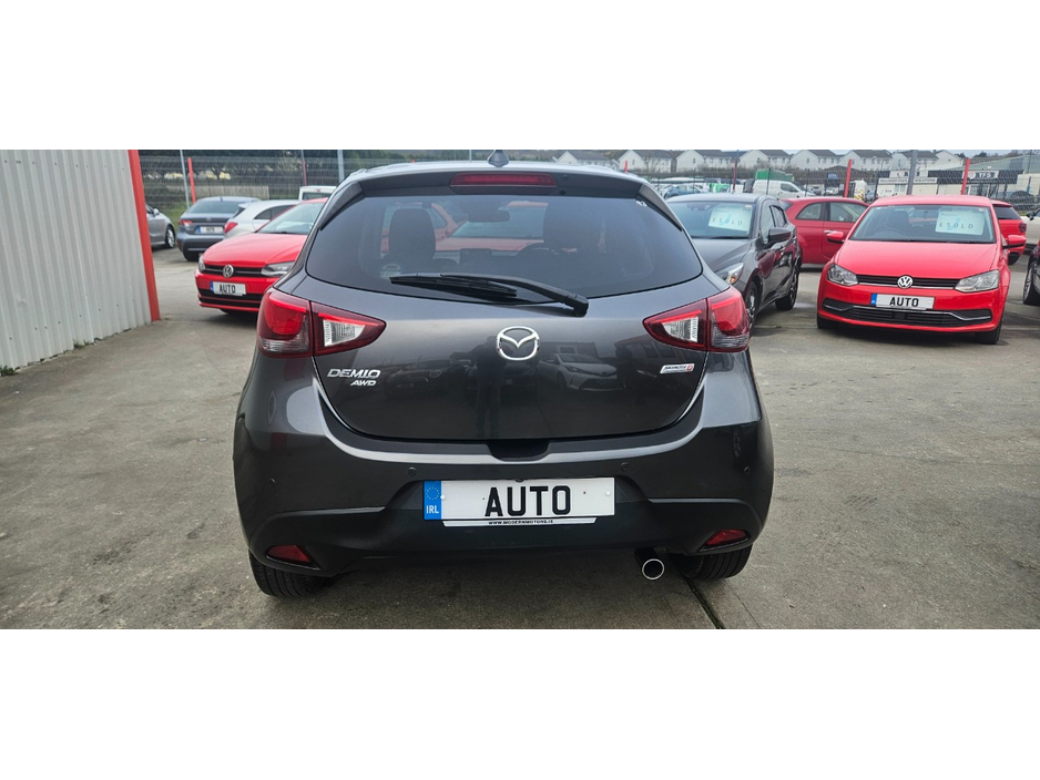 2019 Mazda Mazda2 - image 14