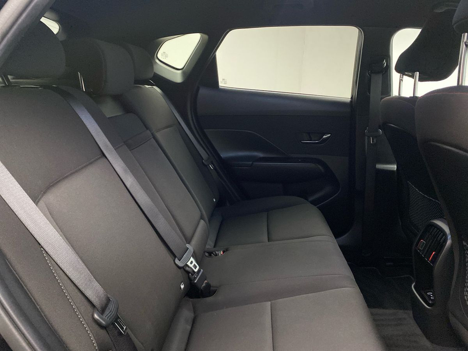 2024 Hyundai Kona - image 10