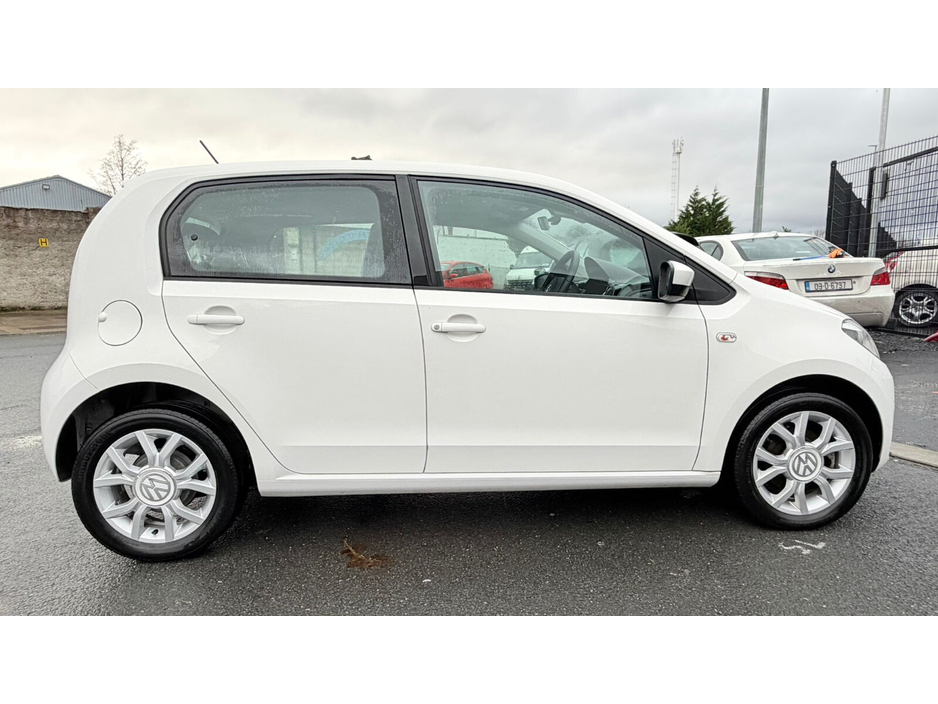 2015 Volkswagen up! 1.0 75BHP TAKE UP €7,999