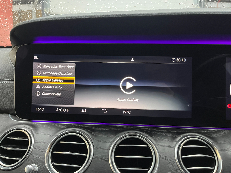 2018 Mercedes-Benz E Class €27950 2018 MERCEDES-BENZ E220D AMG LINE 2.0 AUTOMATIC / CRUISE CONTROL / 360° PARKING CAMERA / ELECTRIC MEMORY & HEATED SEATS / PADDLE SHIFTERS / AMBIENT LIGHTS / APPLE CARPLAY €27,950