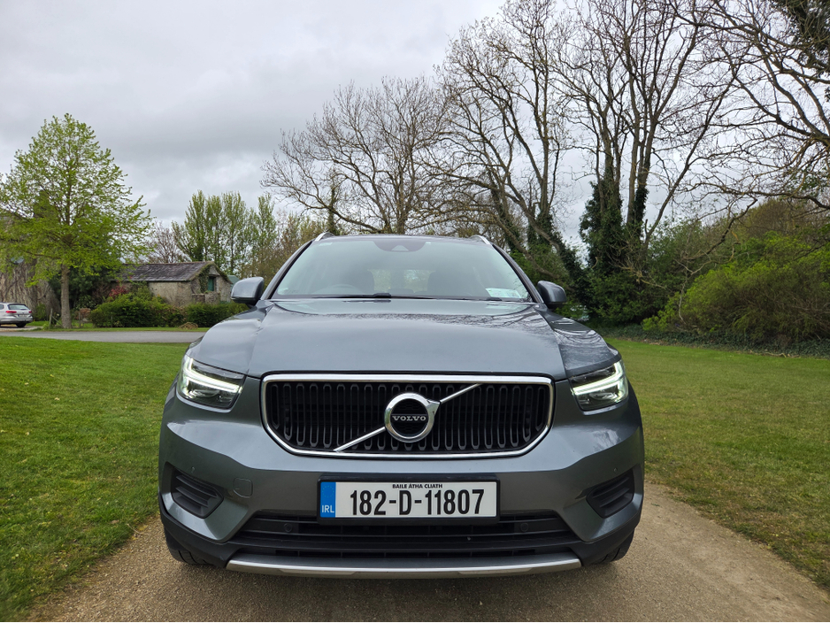 2018 Volvo XC40 - image 9