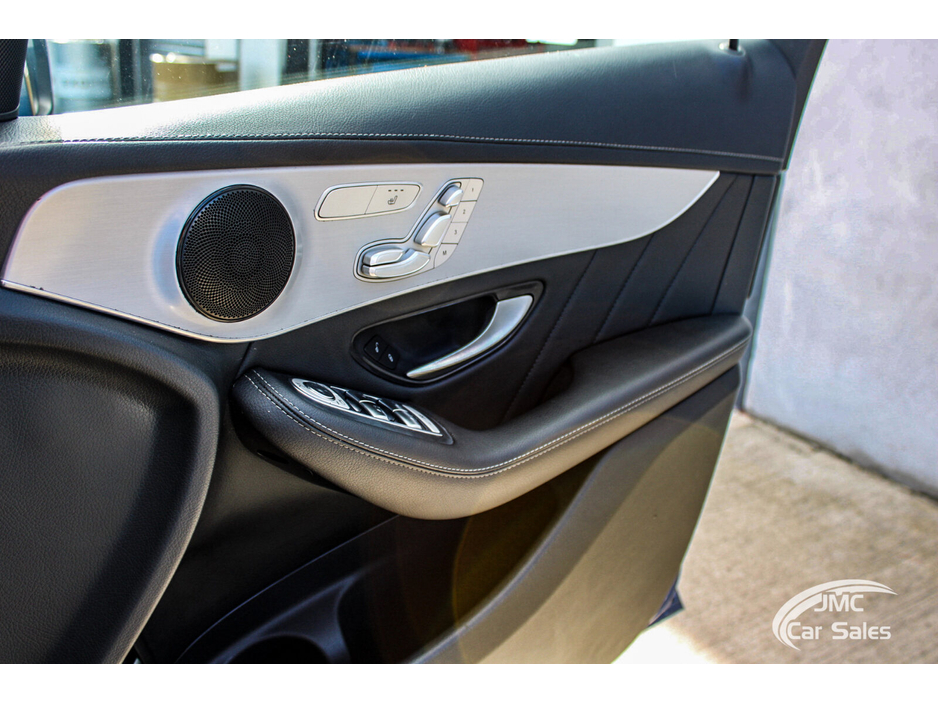 2022 Mercedes-Benz GLC Class - image 16