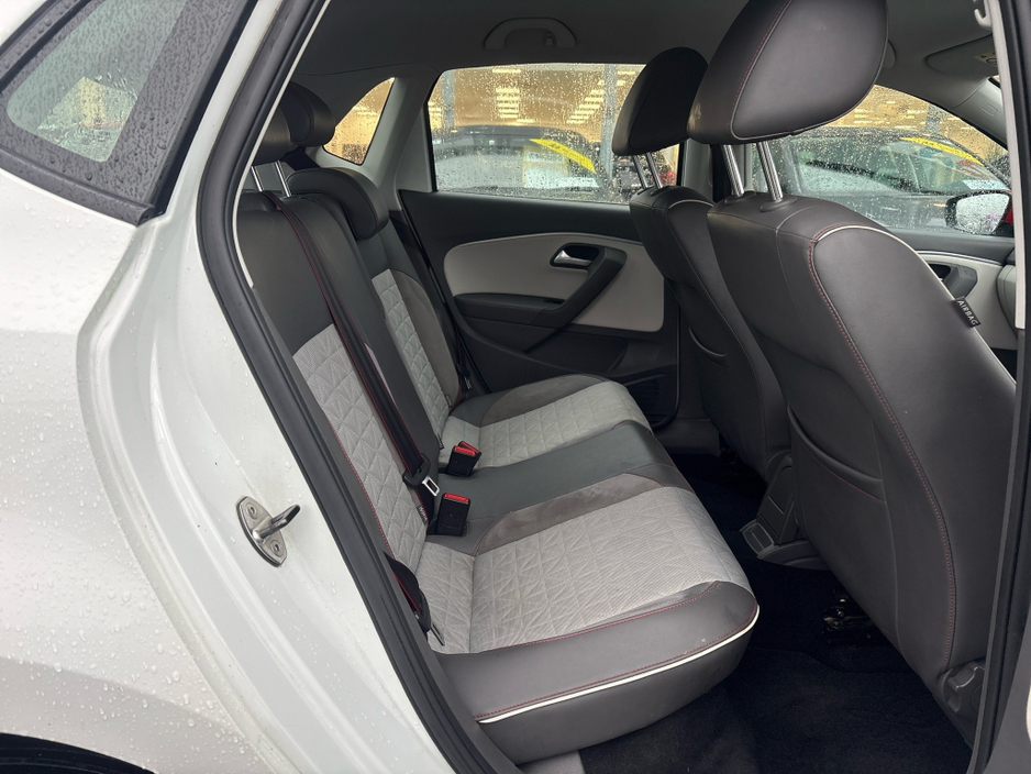 2017 Volkswagen Polo Polo *Beats Edition* 1.2 Petrol Automatic €13,950