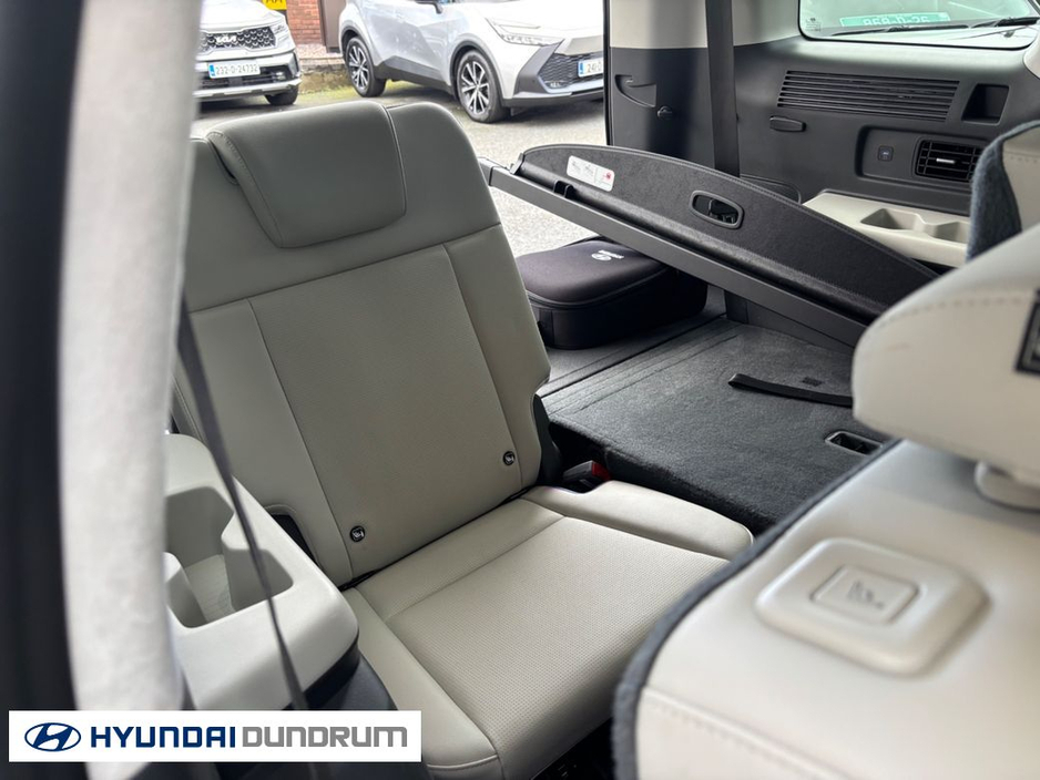 2025 Hyundai Santa Fe Phev Premium €64,950
