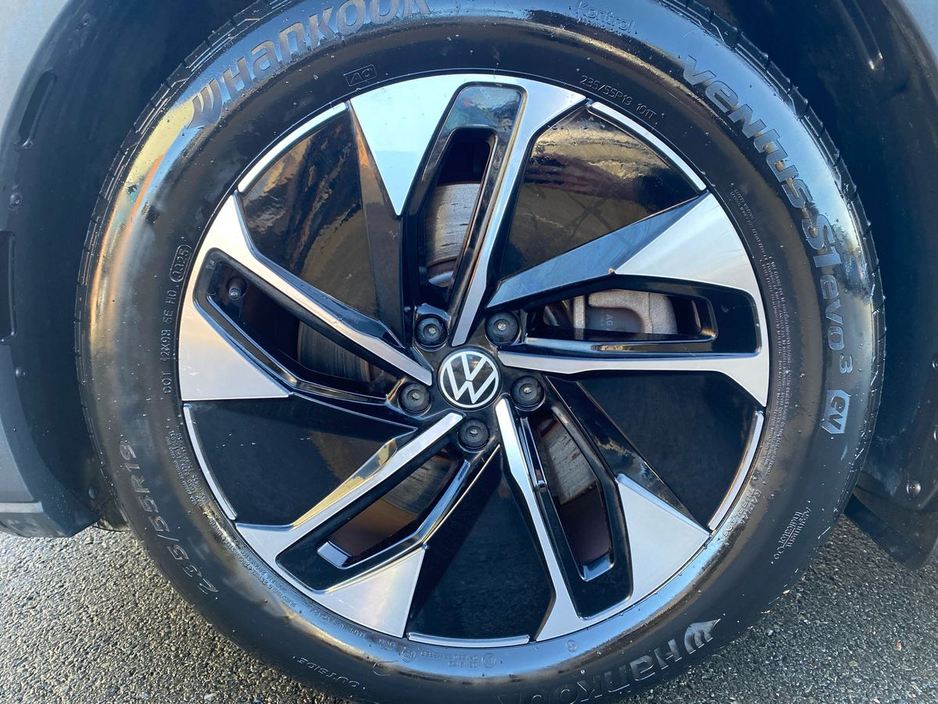 2023 Volkswagen ID.5 - image 22