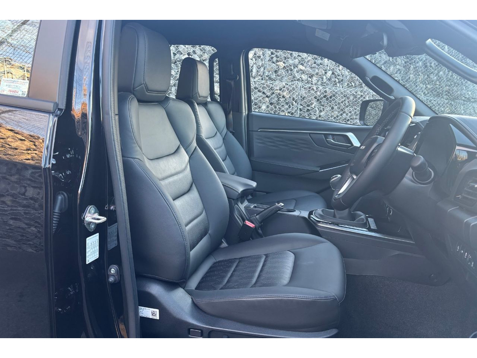 2025 Isuzu D-MAX DL40 DCB €45,513