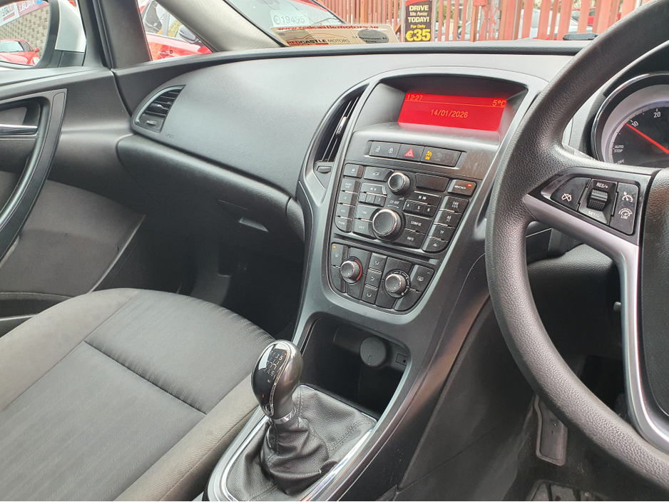 2013 Opel Astra S 1.7 CDTI 110PS 4DR €4,995