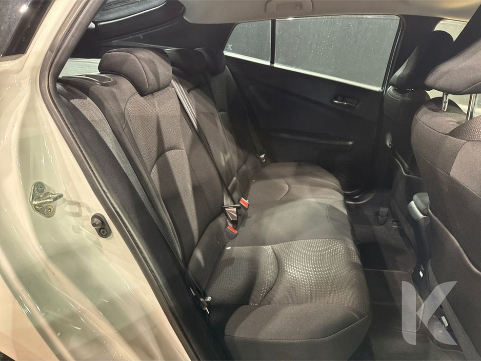 2022 Toyota Prius - image 14