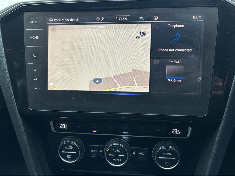 2021 Volkswagen Passat - image 15