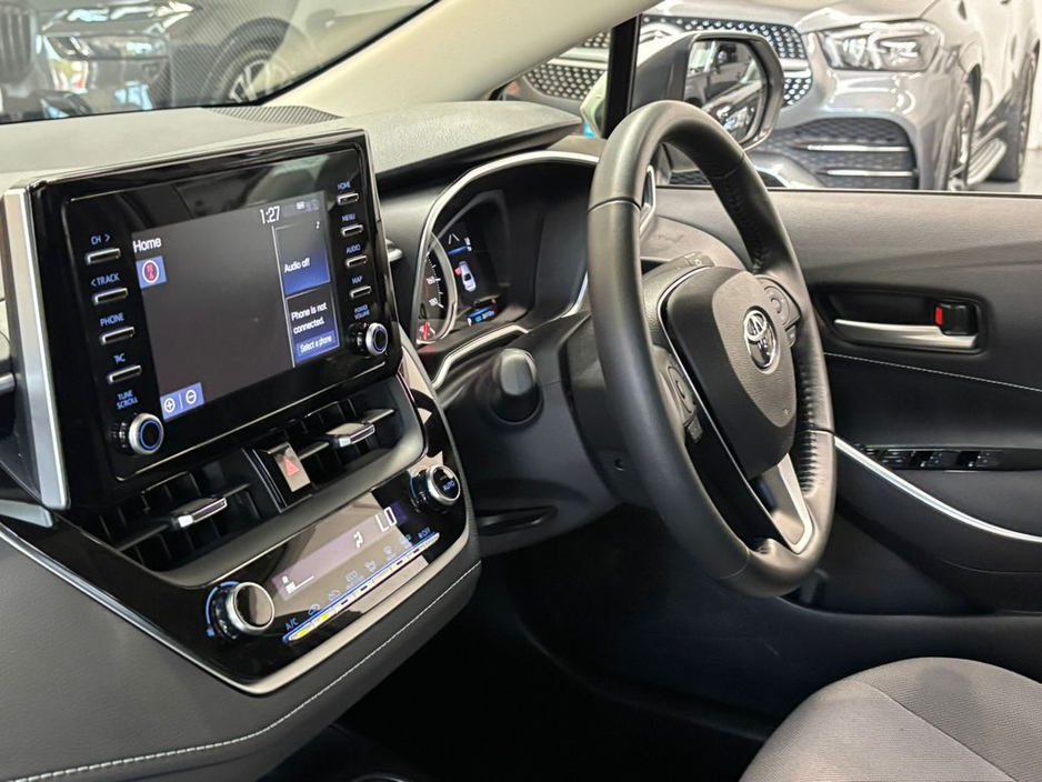 2022 Toyota Corolla - image 19