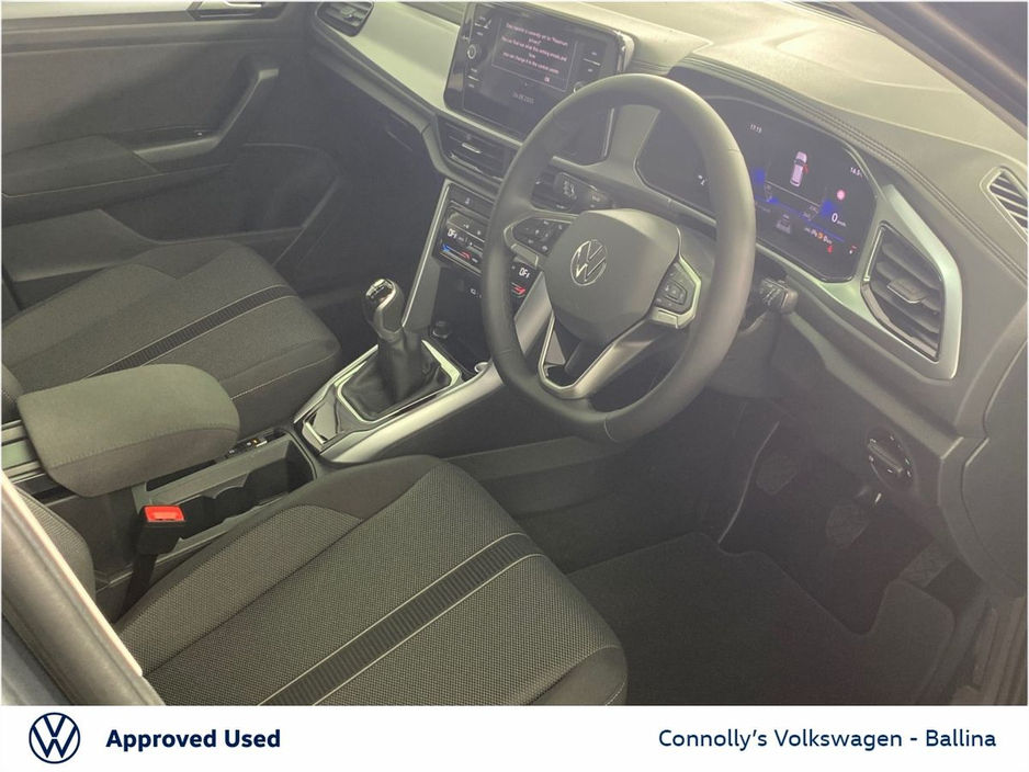 2025 Volkswagen T-Roc T-ROC EDITION 75 2.0TDI M6F 116HP €36,945