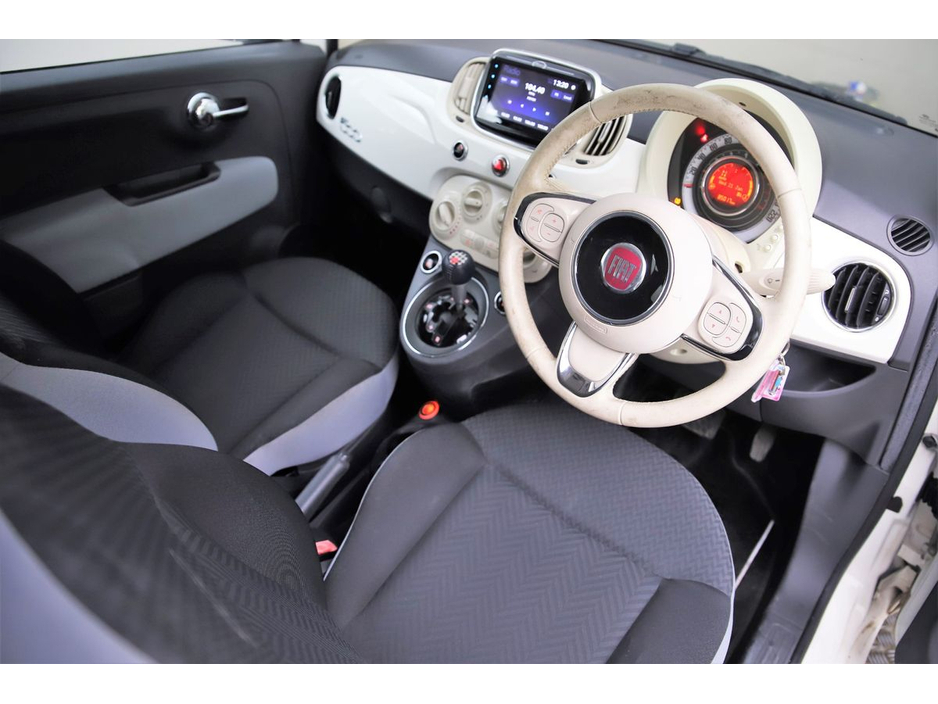 2016 Fiat 500 - image 13