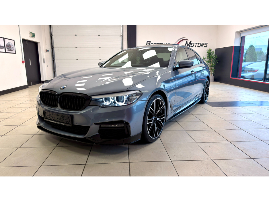 2019 BMW 5 Series - image 26