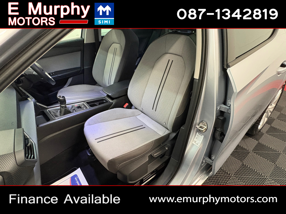 2022 SEAT Leon - image 11