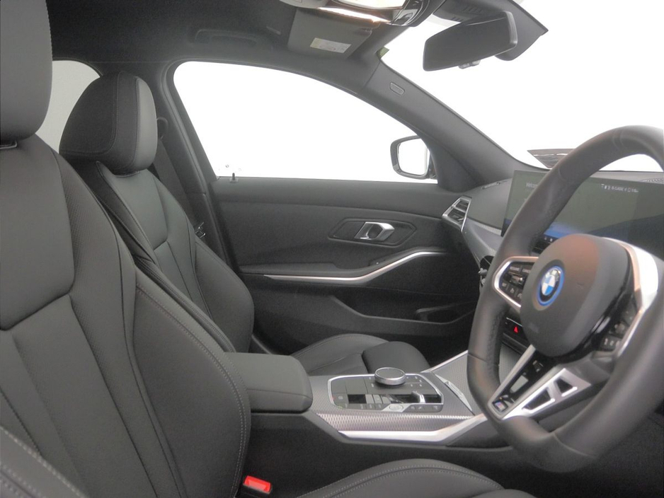 2025 BMW 3 Series 330e M Sport Saloon €54,900