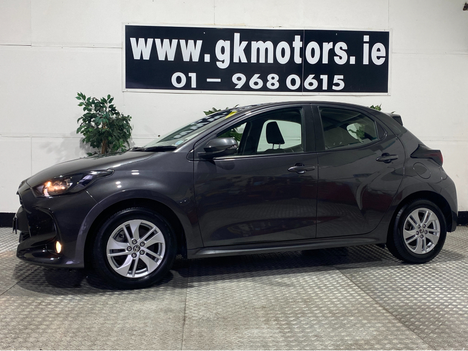 2023 Toyota Yaris 1.5 HYBRID LUNA  AUTO €18,999