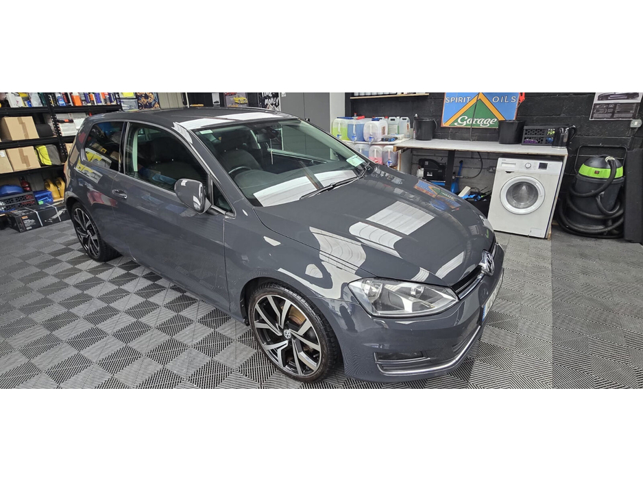 2014 Volkswagen Golf  €9,950