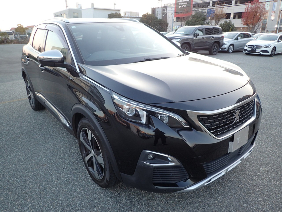 2018 Peugeot 3008 - image 2