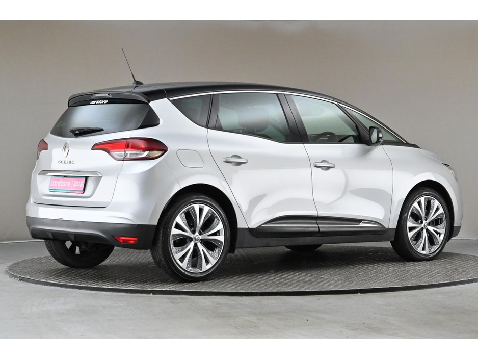 2018 Renault Scenic - image 10