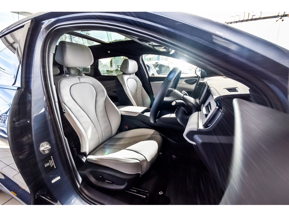 2026 BYD Seal - image 9