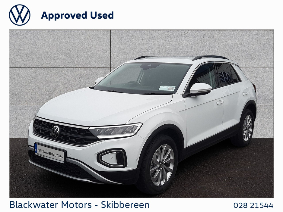 2026 Volkswagen T-Roc - image 13