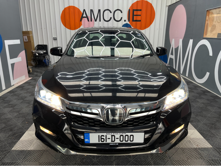 2016 Honda Accord - image 6