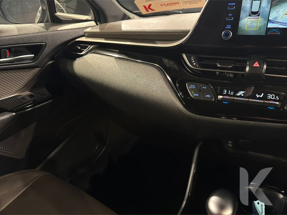 2020 Toyota C-HR - image 26