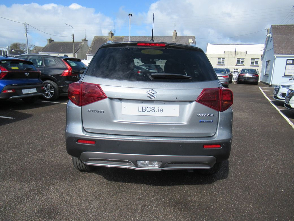 2023 Suzuki Vitara - image 9