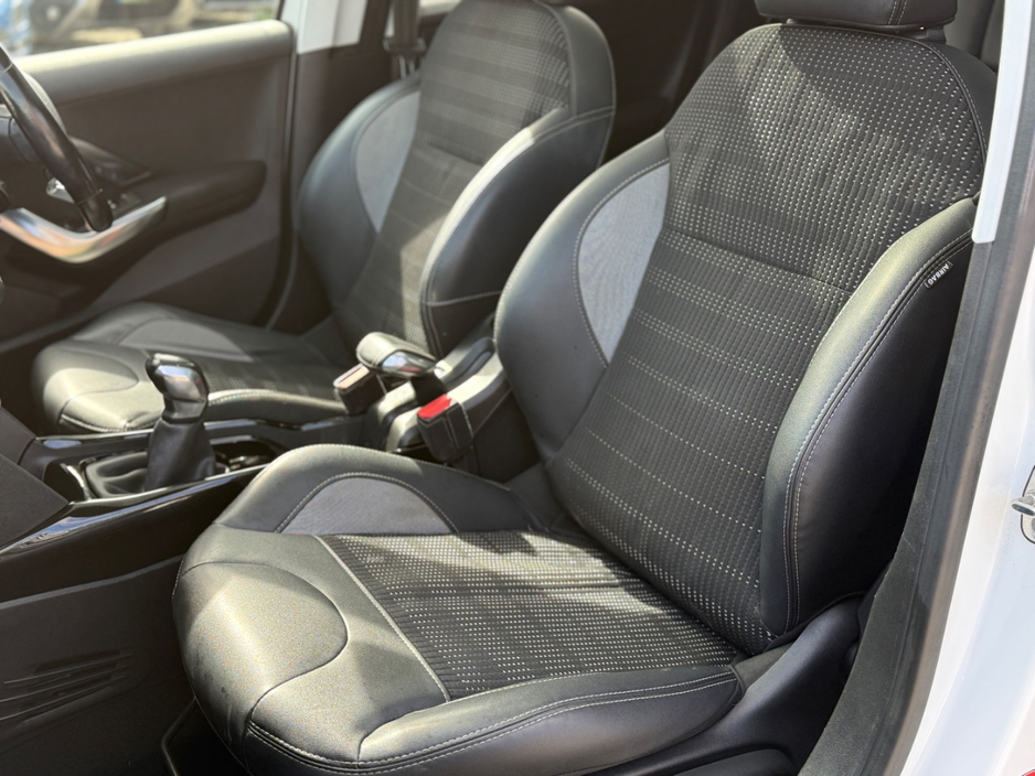 2016 Peugeot 2008 - image 31