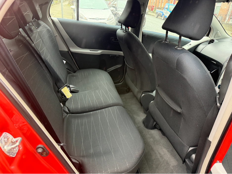 2007 Toyota Yaris 1.0 Petrol Luna, New Nct 05/2027, Tax 04/2026, Ideal Starter Car, Cheap Tax & Insurance, 5 Door, Very Reliable Hatchback, Service & Warranty Inclued, SIMI Dealer, €3,950