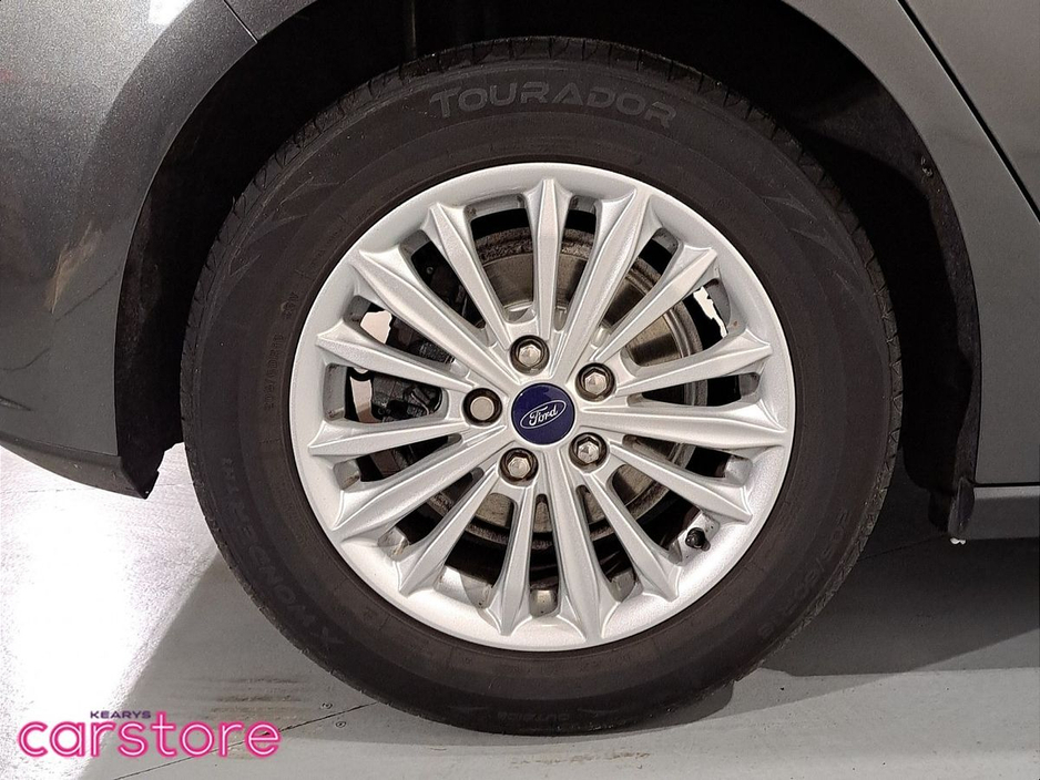 2021 Ford Focus 1.5 TDCi 120PS Titanium €21,880