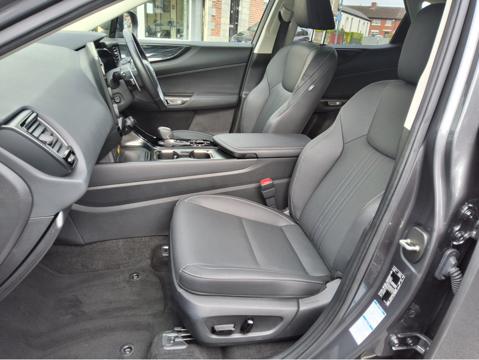 2023 Lexus NX 450 h+ - image 9