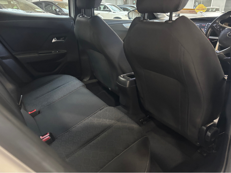 2023 Opel Mokka - image 19