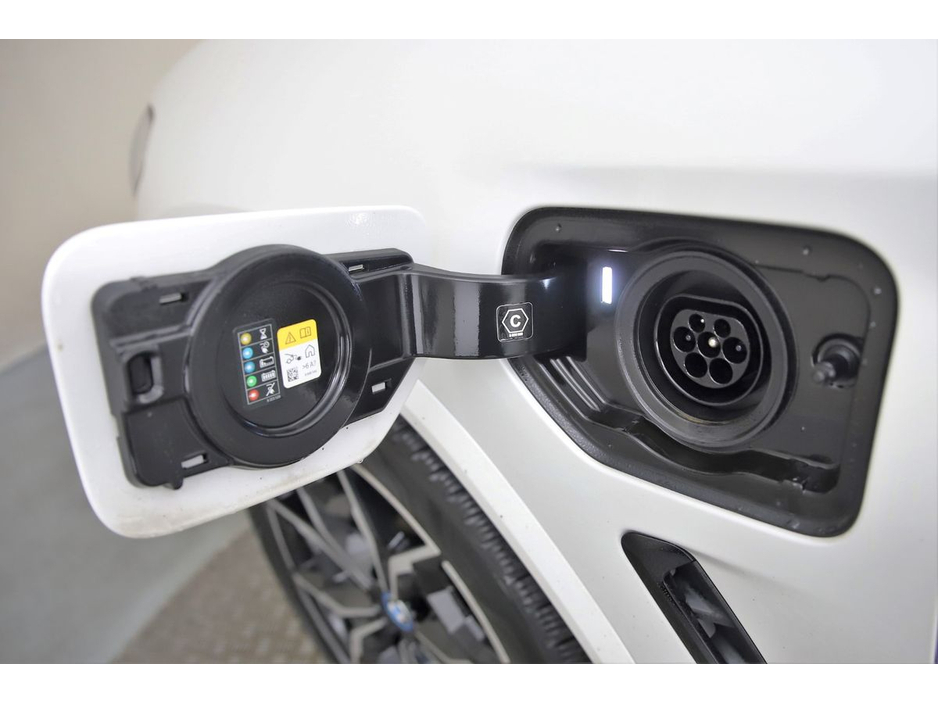 2023 BMW X3 - image 22