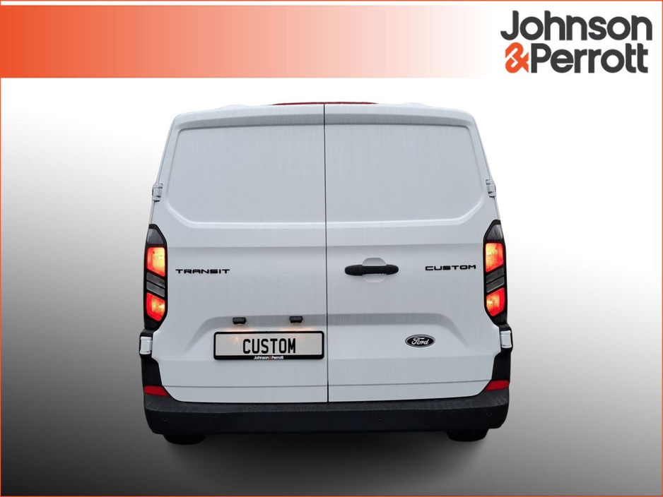 2026 Ford Transit Custom LWB Leader €32,560