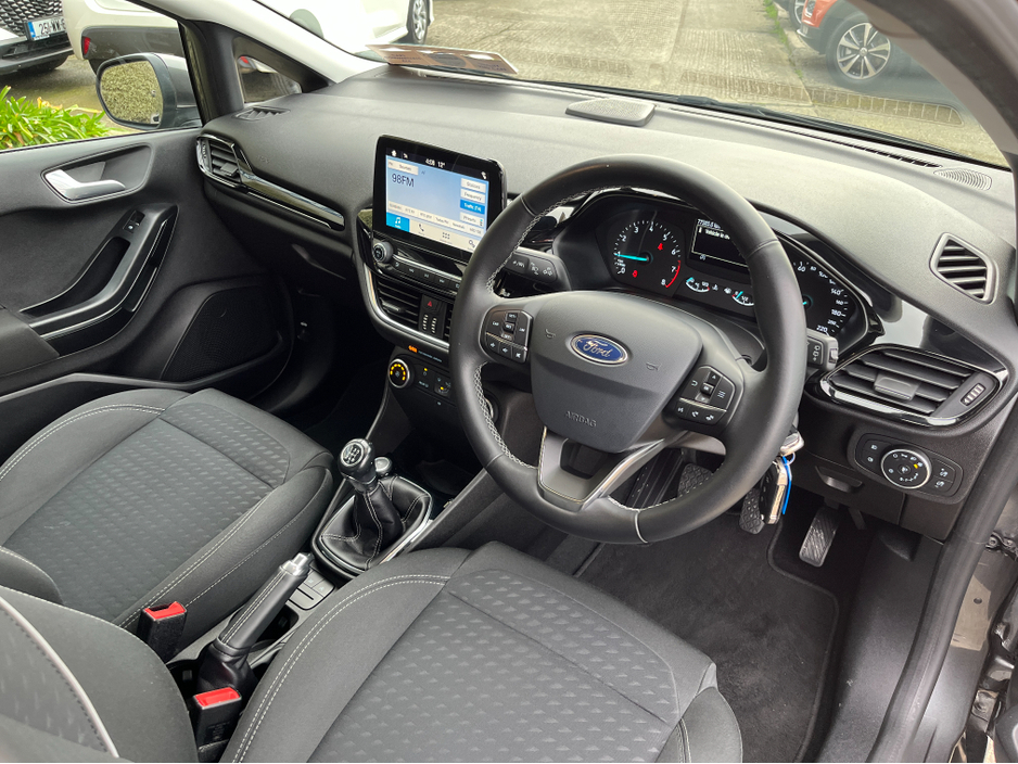 2018 Ford Fiesta - image 14